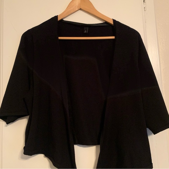 Shrug wrap sweater - Picture 4 of 8